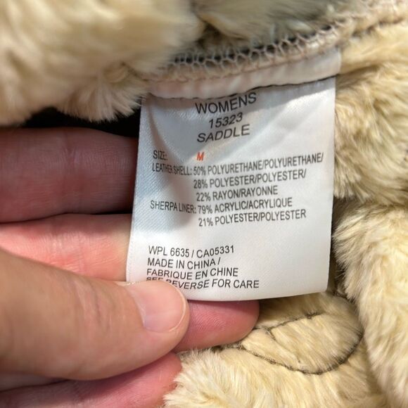 Woolrich Womens Vest Sz Medium Brown Faux Leather Sherpa Faux Fur Lined Snap But - Picture 10 of 10